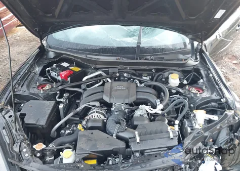 2024 Toyota Gr86 Premium z USA, uszkodzony, nr VIN JF1ZNBE12R9757731